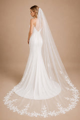 Luxurious 3M Bridal Veil With Comb in White - KissProm Wedding Veils