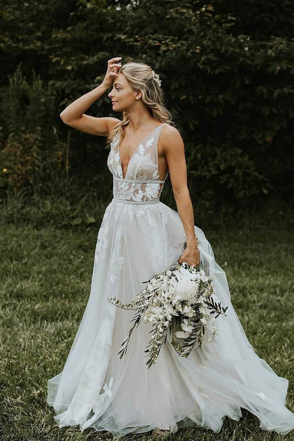 Marvelous V-neck A-Line Wedding Dress Tulle Appliques Rustic Wedding Dress