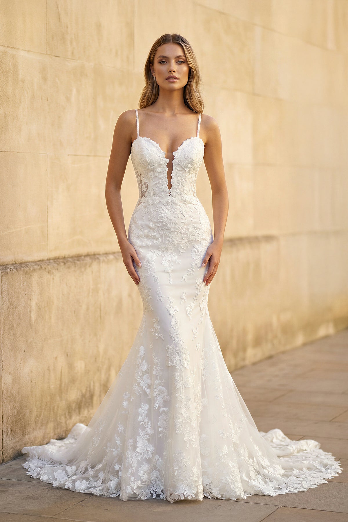KissProm Mermaid Lace White Wedding Dresses Spaghetti Straps, Diamond White / 16