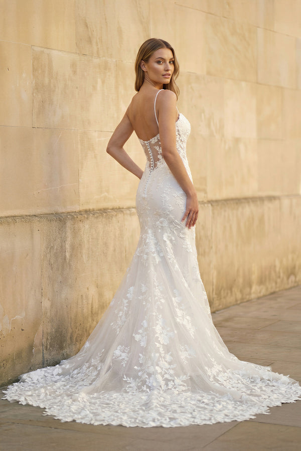 Mermaid Lace White Wedding Dresses Spaghetti Straps