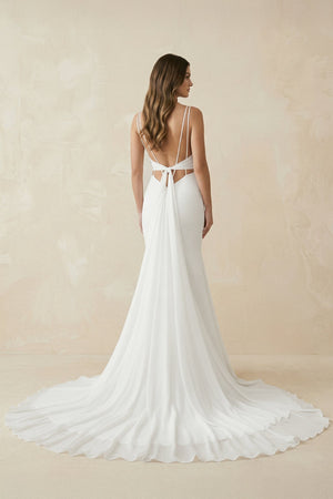 Mermaid Satin Sweetheart Wedding Dress in White - KissProm Wedding Dresses