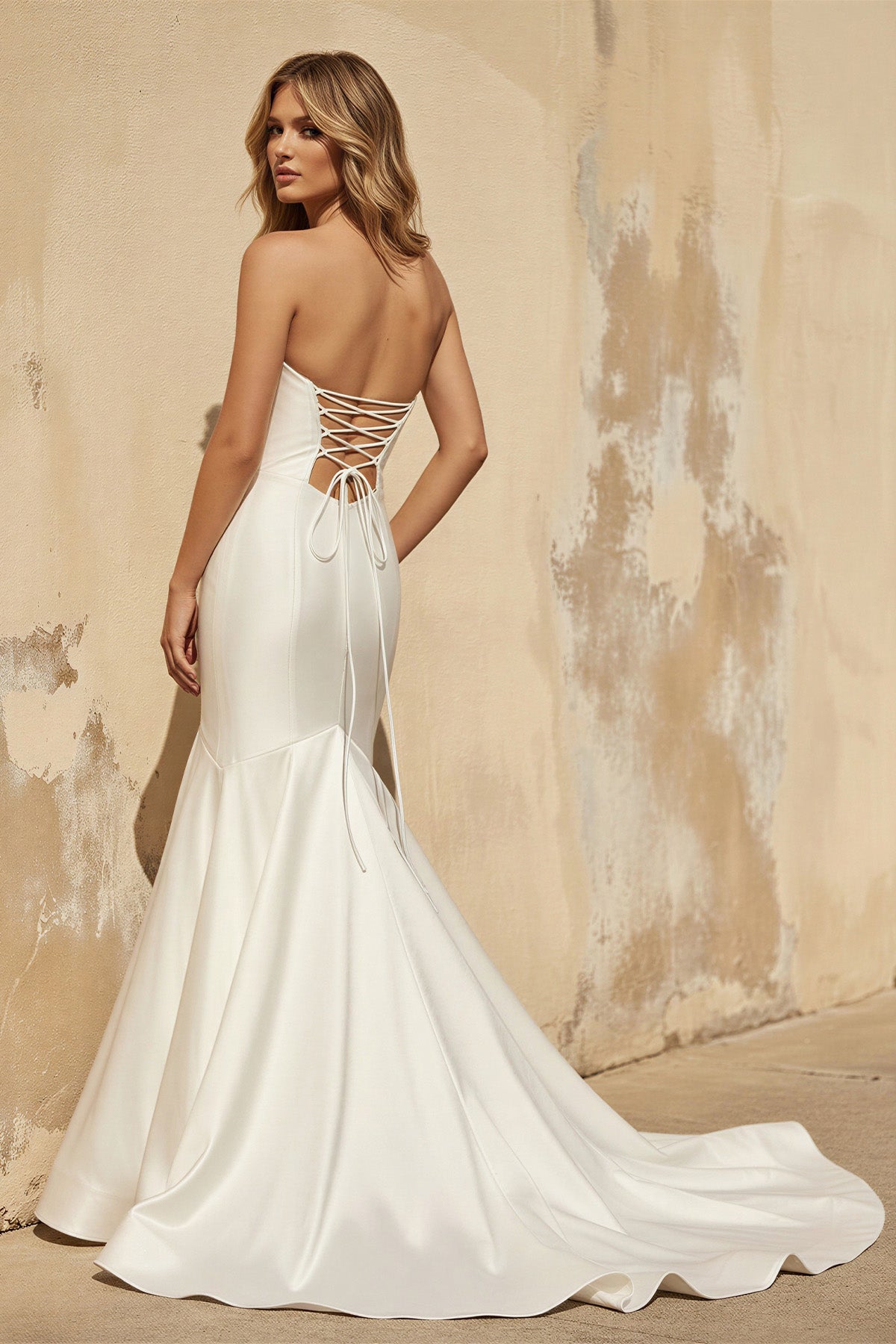 Simple Mermaid Strapless Satin Wedding Dress Bridal Gowns, Diamond White / 0 Simple Mermaid Strapless Satin Wedding Dress Bridal Gowns, Diamond White / 0