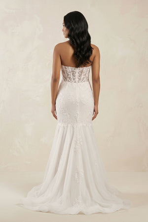 Mermaid Sweetheart Appliqued Tulle Wedding Dress in White - KissProm Wedding Dresses