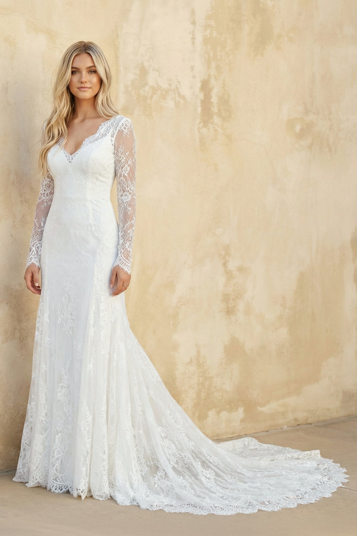 Vintage Sheath Satin V-neck Mermaid Long Sleeve Wedding Dress Diamond White / 12