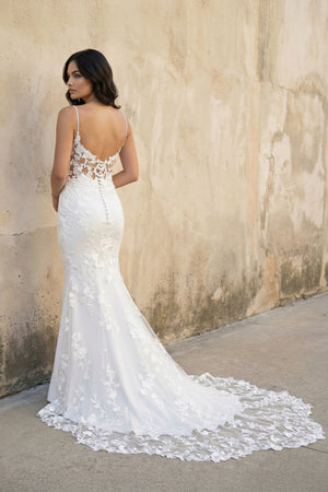 Sexy Satin V-Neck Spaghetti Straps Illusion Lace Applique With Lace Train Wedding Dress