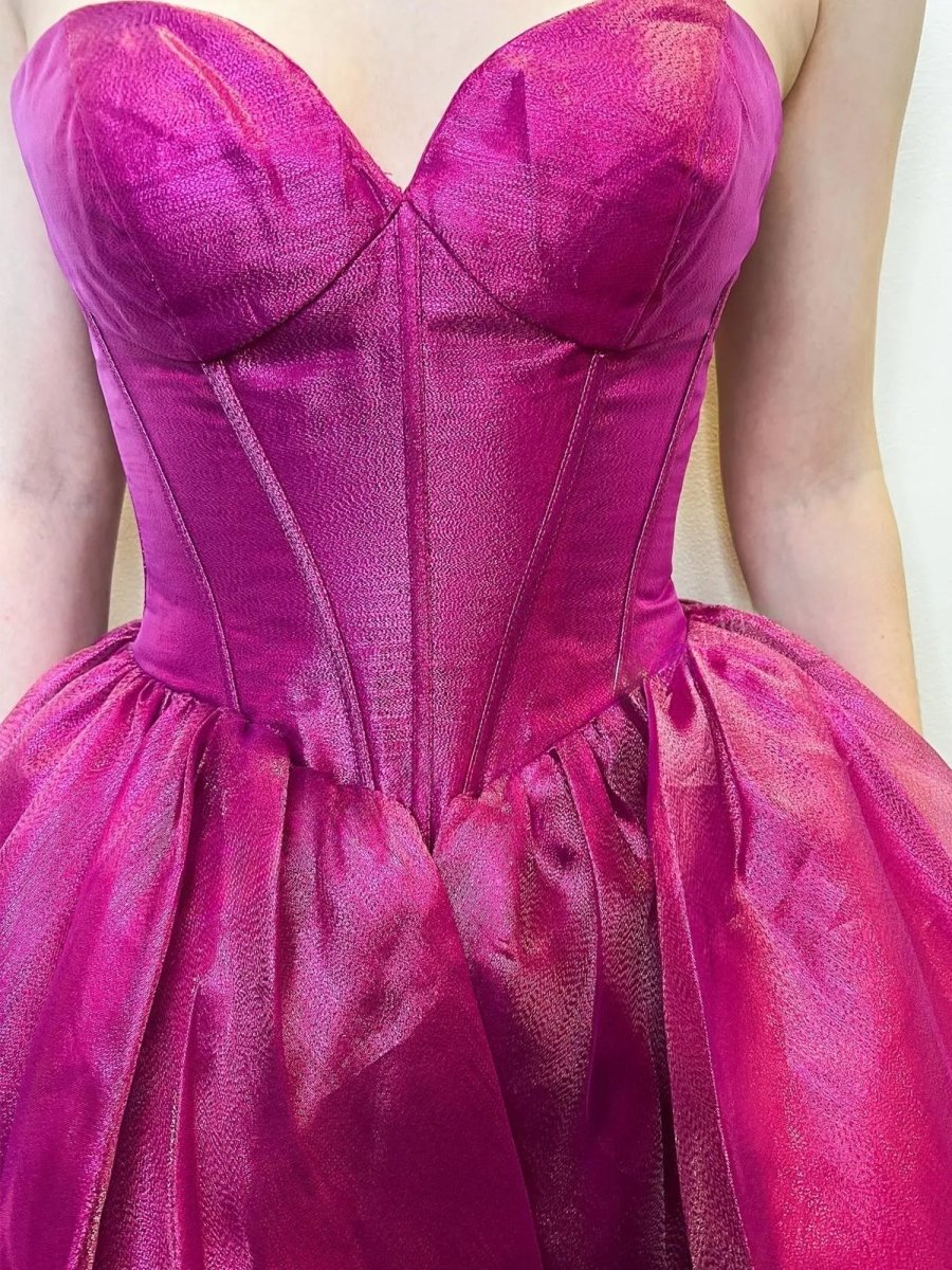Mili | Magenta - A-line Sweetheart Satin Short Homecoming Dresses