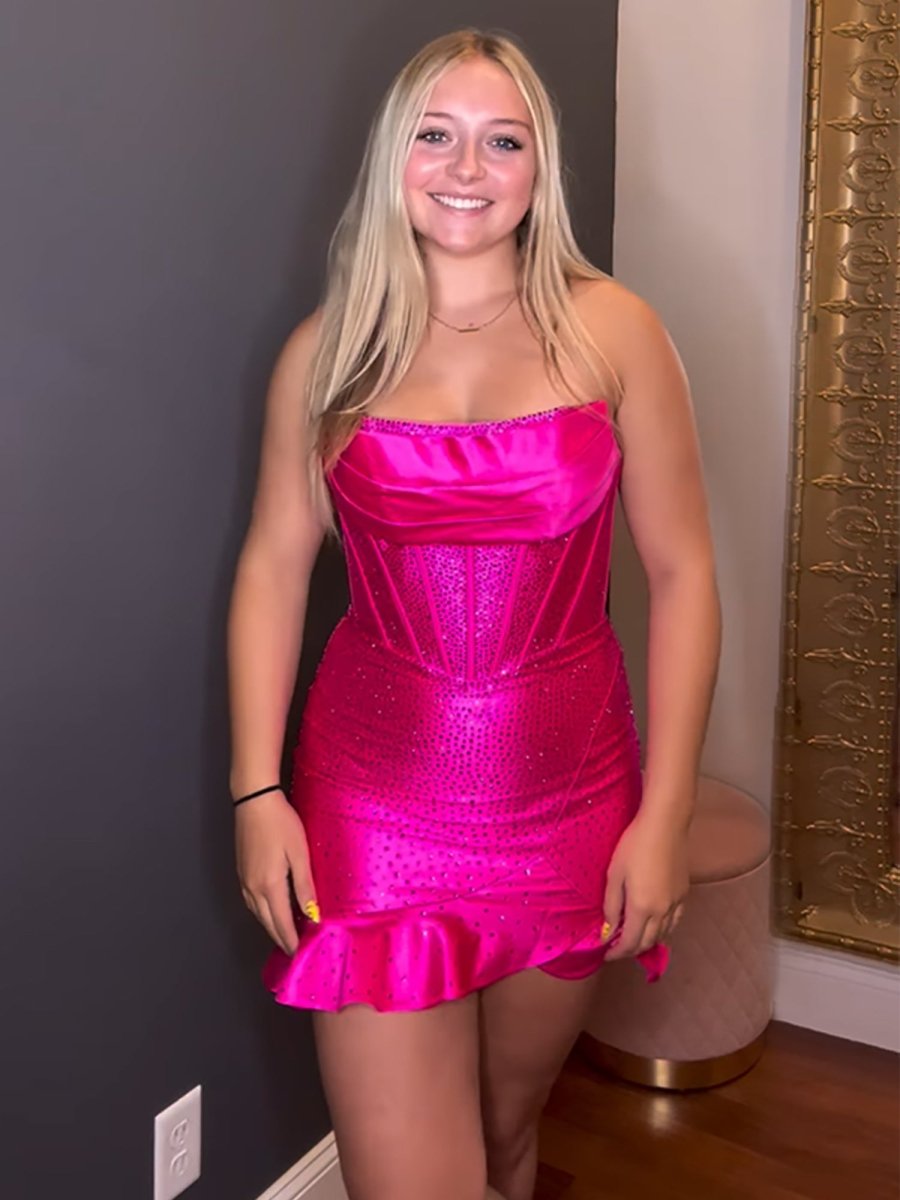 Minna | Fuchsia - Strapless Bodycon Satin Pleated Homecoming Dresses With Beading