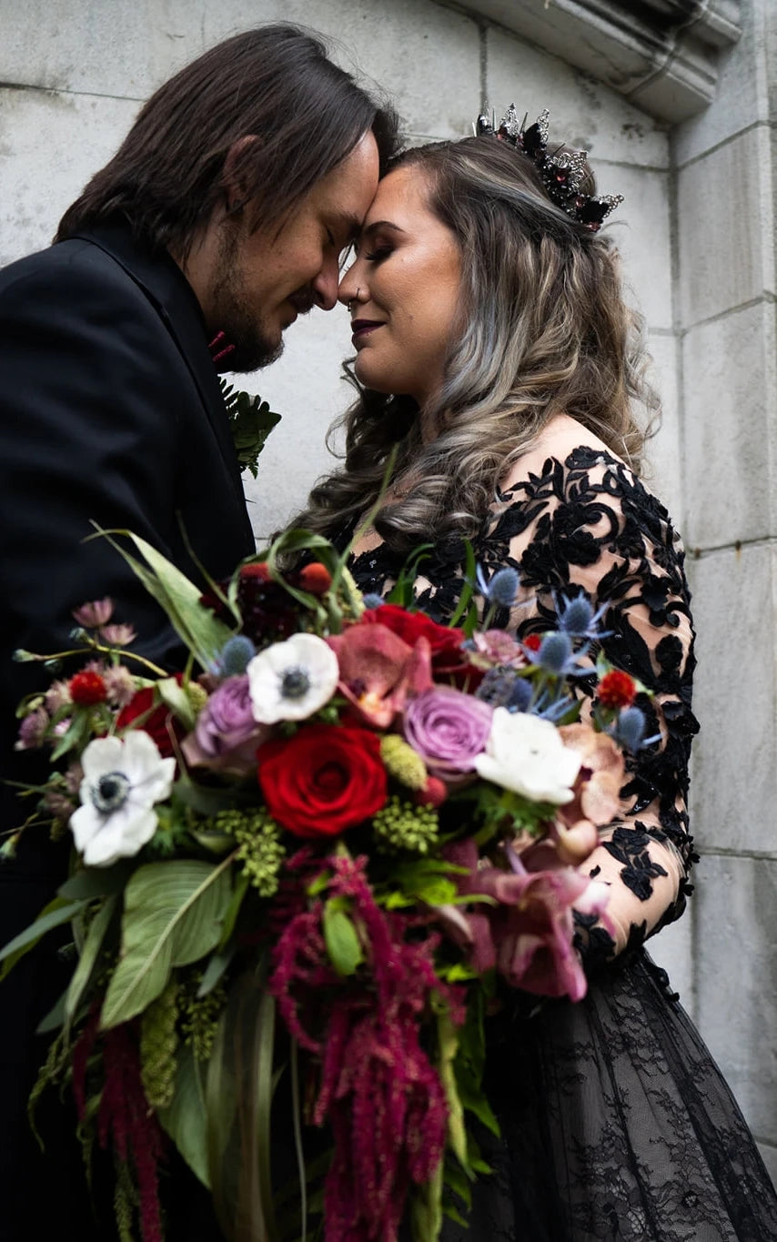 Modern Gothic Boho Lace Black Wedding Dress Vintage Unique A-Line Long Sleeve Bridal Gown with Court Train