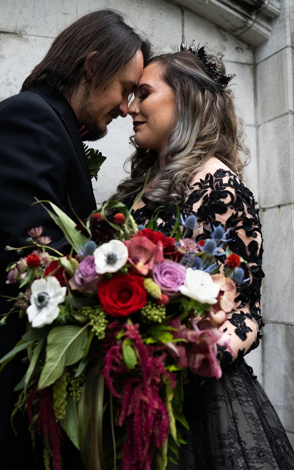 Modern Gothic Boho Lace Black Wedding Dress Vintage Unique A-Line Long Sleeve Bridal Gown with Court Train