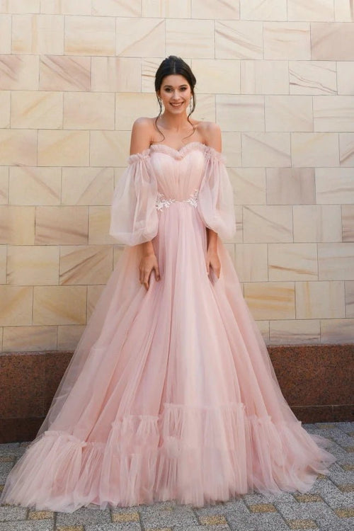 Off-shoulder Charming Sweetheart Tulle Wedding Dress With Poet Sleeves