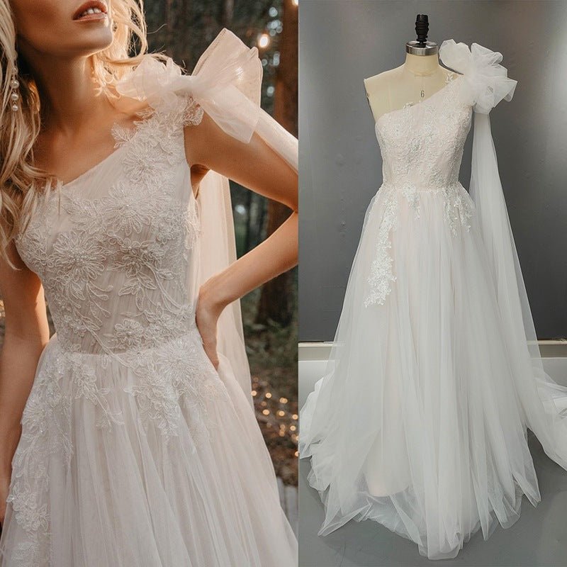 One Shoulder A Line Tulle Sleeveless Zipper Lace Wedding Dresses with Shawl