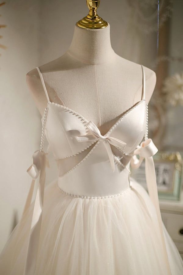 Estrella | Champagne Spaghetti Straps V-Neck Tulle Short Homecoming Dress with Bow