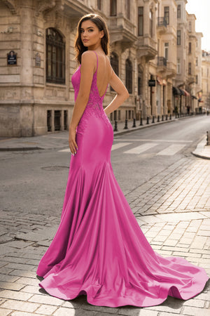 KissProm-Spaghetti Straps Fuchsia Appliques Mermaid Prom Dress