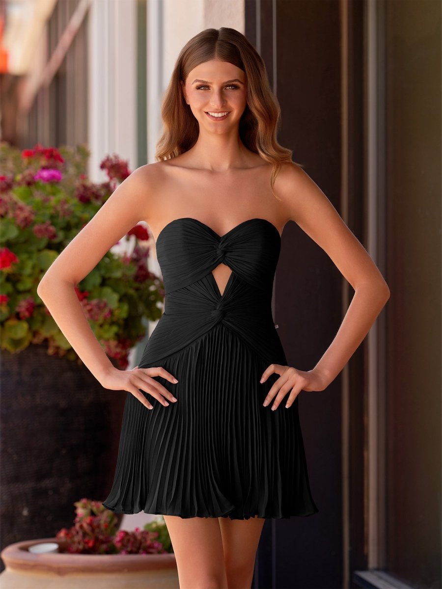 Paolaine | Black - A-Line Sweetheart Cutout Pleated Chiffon Homecoming Dresses