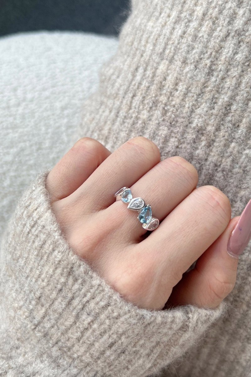 Petite Pear Half Band Ring - KissProm