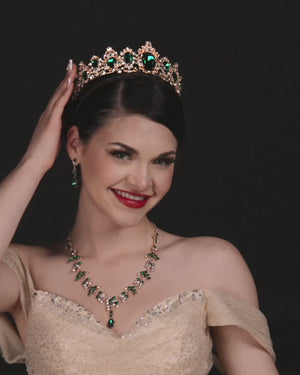 KissProm video of emerald tiara in gold