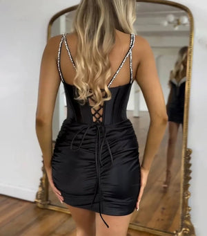 Quint | Black - V Neck Bodycon Satin Short Homecoming Dress With Beadings