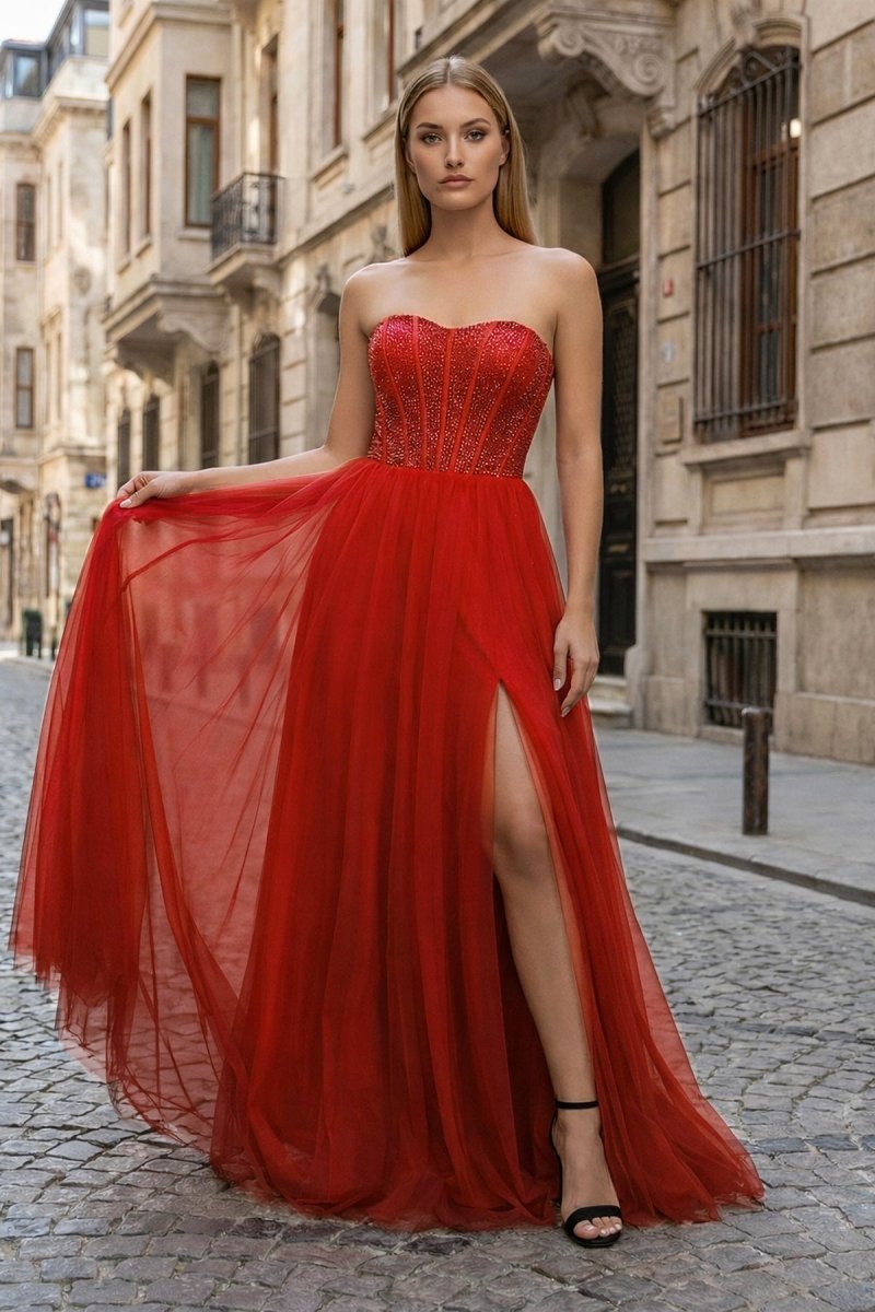 KissProm A-Line Sweetheart Beads Empire-Waist Sleeveless Prom Dress With Slit, Red / 18