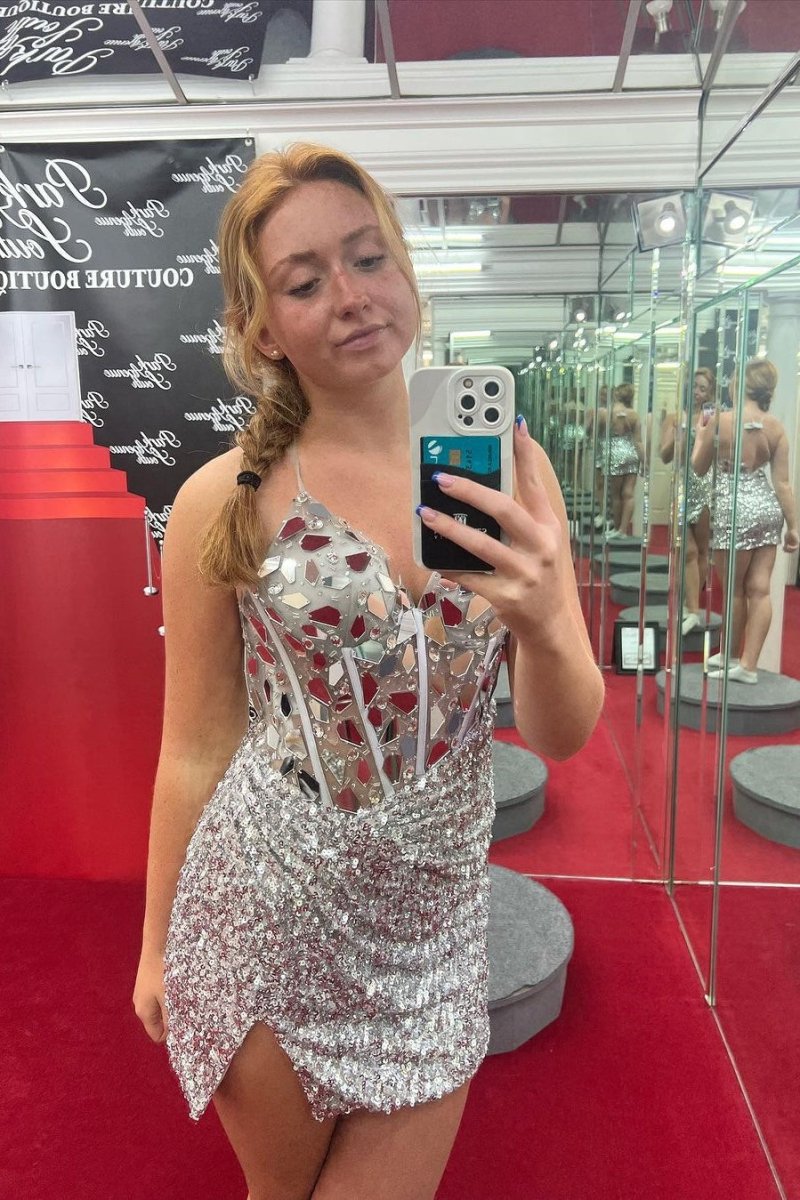 Nelly | Red Mirror-Cut Sequins Halter Sheath V Neck Homecoming Dress