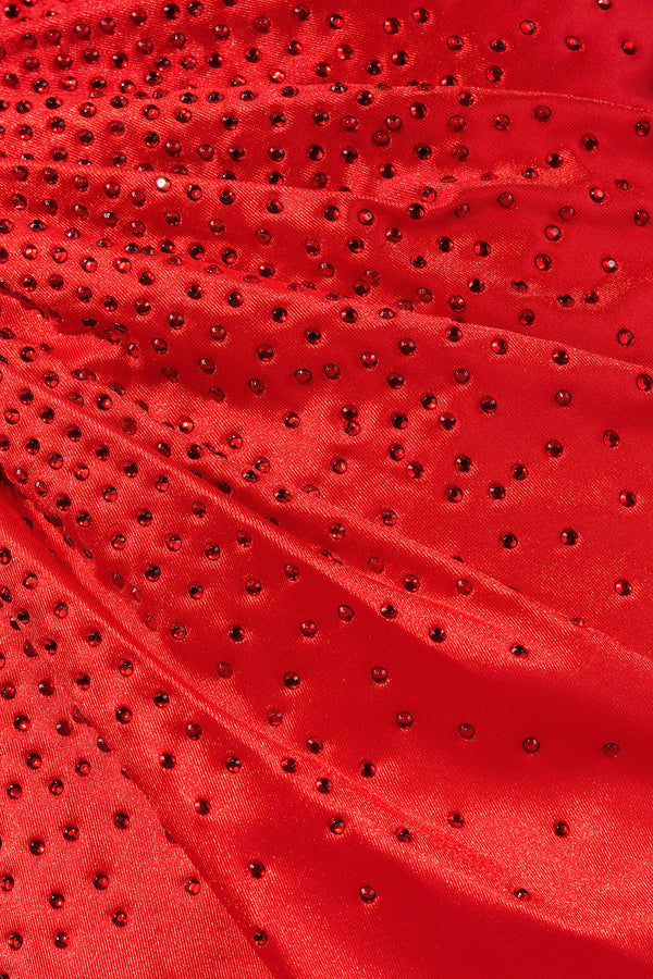 Red Strapless Satin Bodycon Short Homecoming Dresses With Beading (6) | KISSPROM