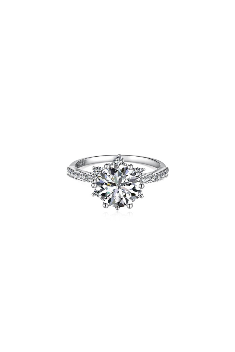 Round - Cut Shiny Star Engagement Ring - KissProm
