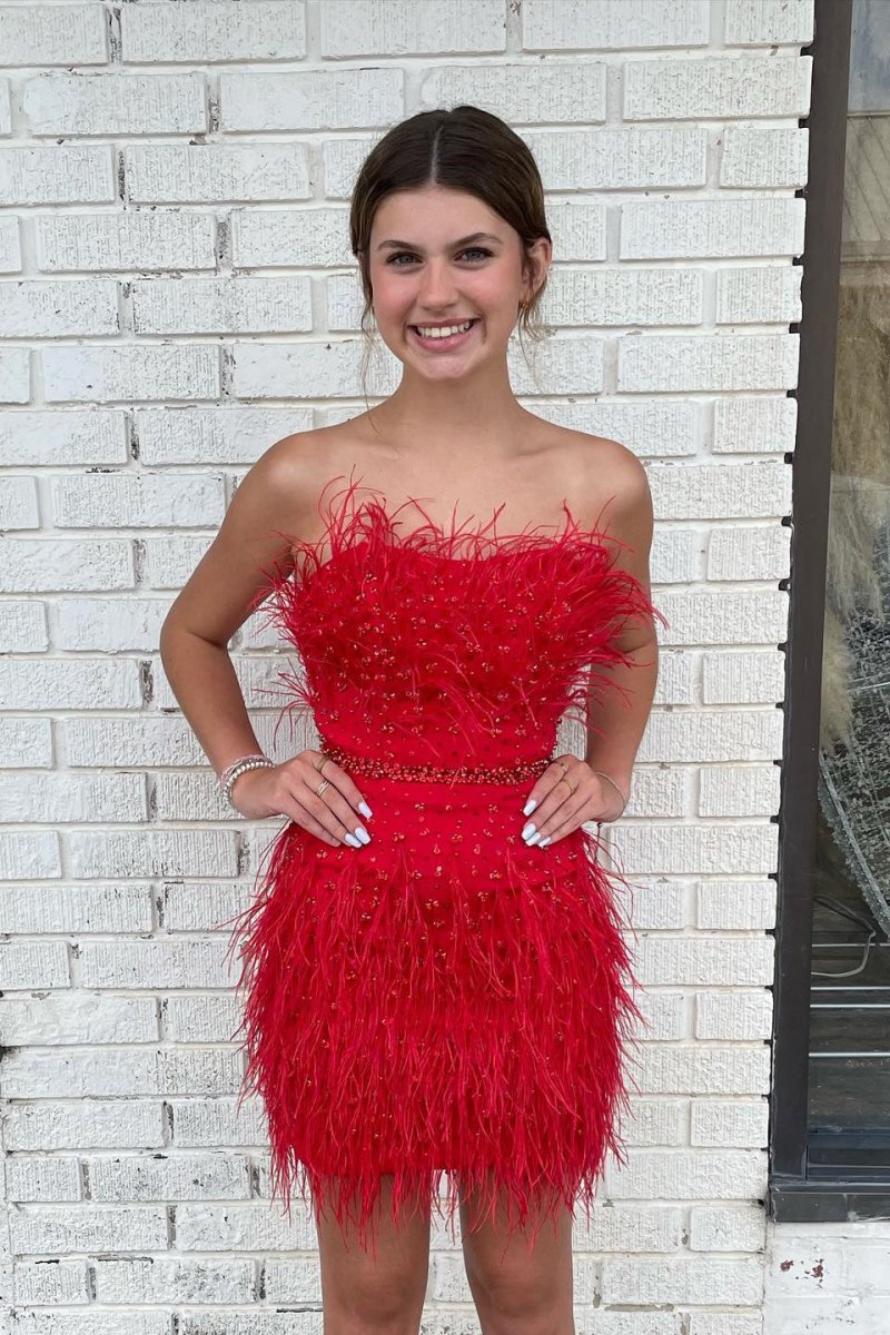 Moana | Sheath Strapless Hot Pink Feathers Short Homecoming Dress with Beaded Belt