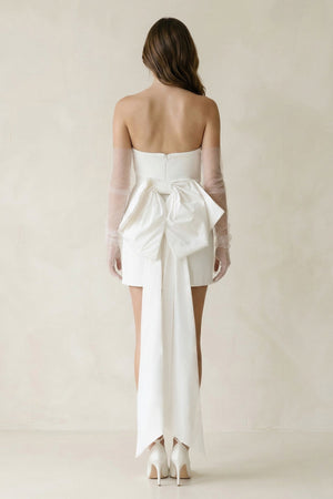 Sheath Strapless Satin Detachable Sleeves Mini Wedding Dress With Bow in White - KissProm Wedding Dresses