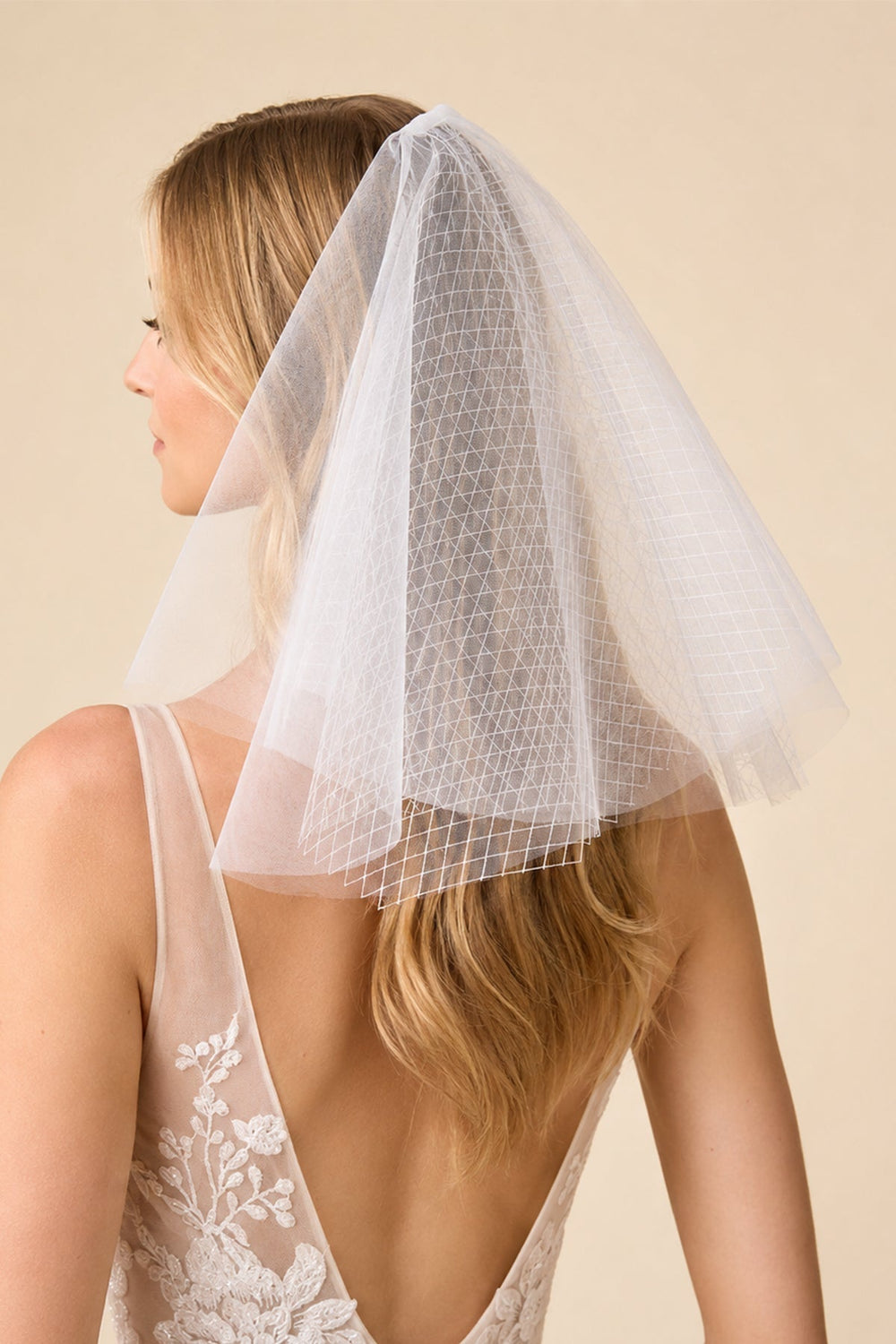 Shoulder Length Wedding Veils in Ivory - KissProm Wedding Veils