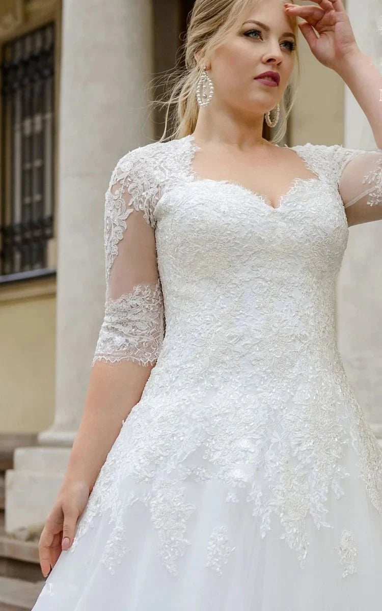 Simple Ball Gown Floor-Length Half Sleeve Lace Queen Anne Wedding Dress with Appliques, Diamond White / 14