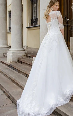 Simple Ball Gown Floor-length Half Sleeve Lace Queen Anne Wedding Dress with Appliques