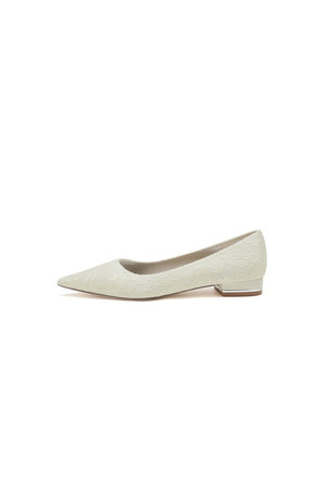 Simple Lace Pointed Toe Kitten Heels - KissProm