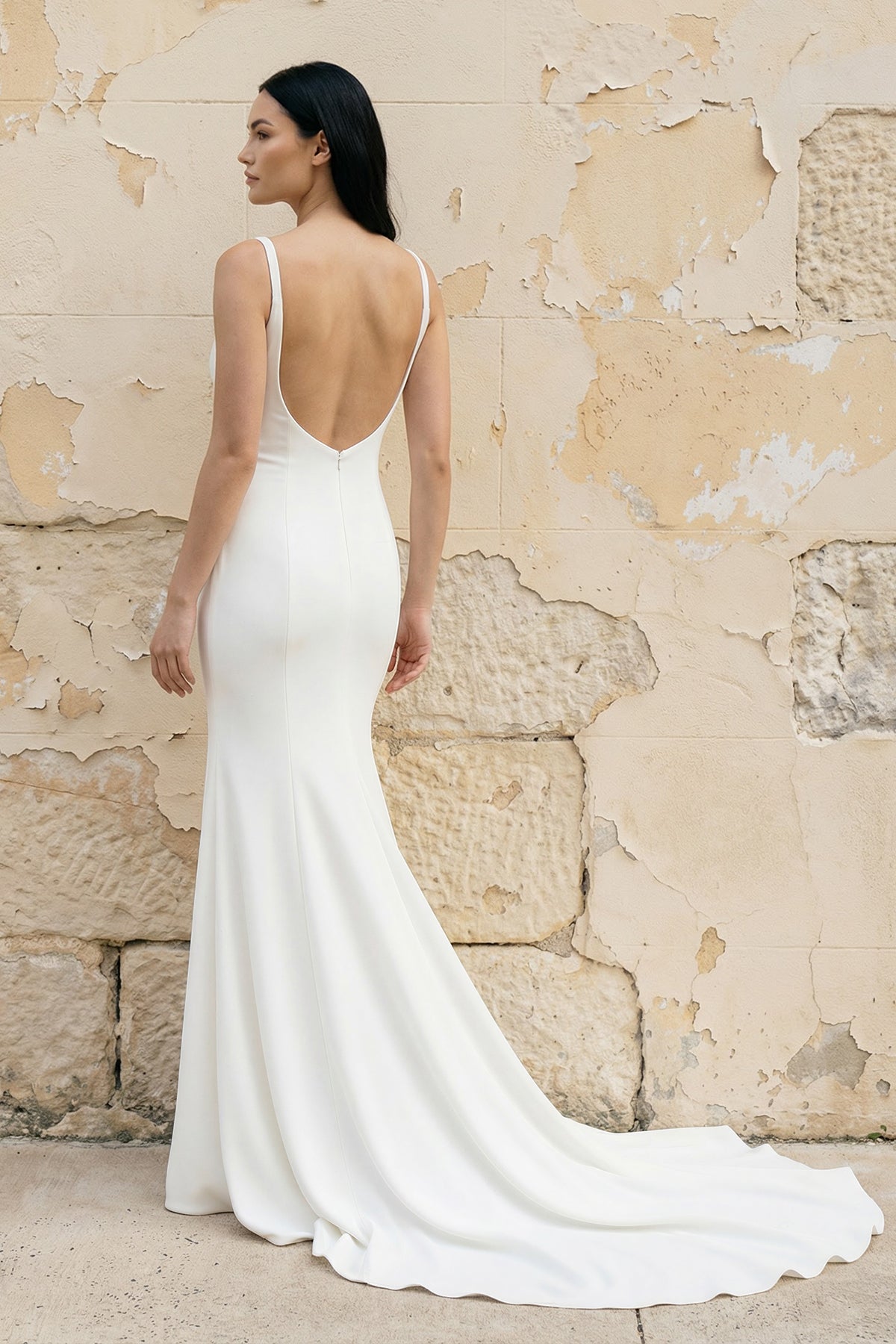 Simple Mermaid Scoop Neck Backless Satin Wedding Dresses Diamond White / 6