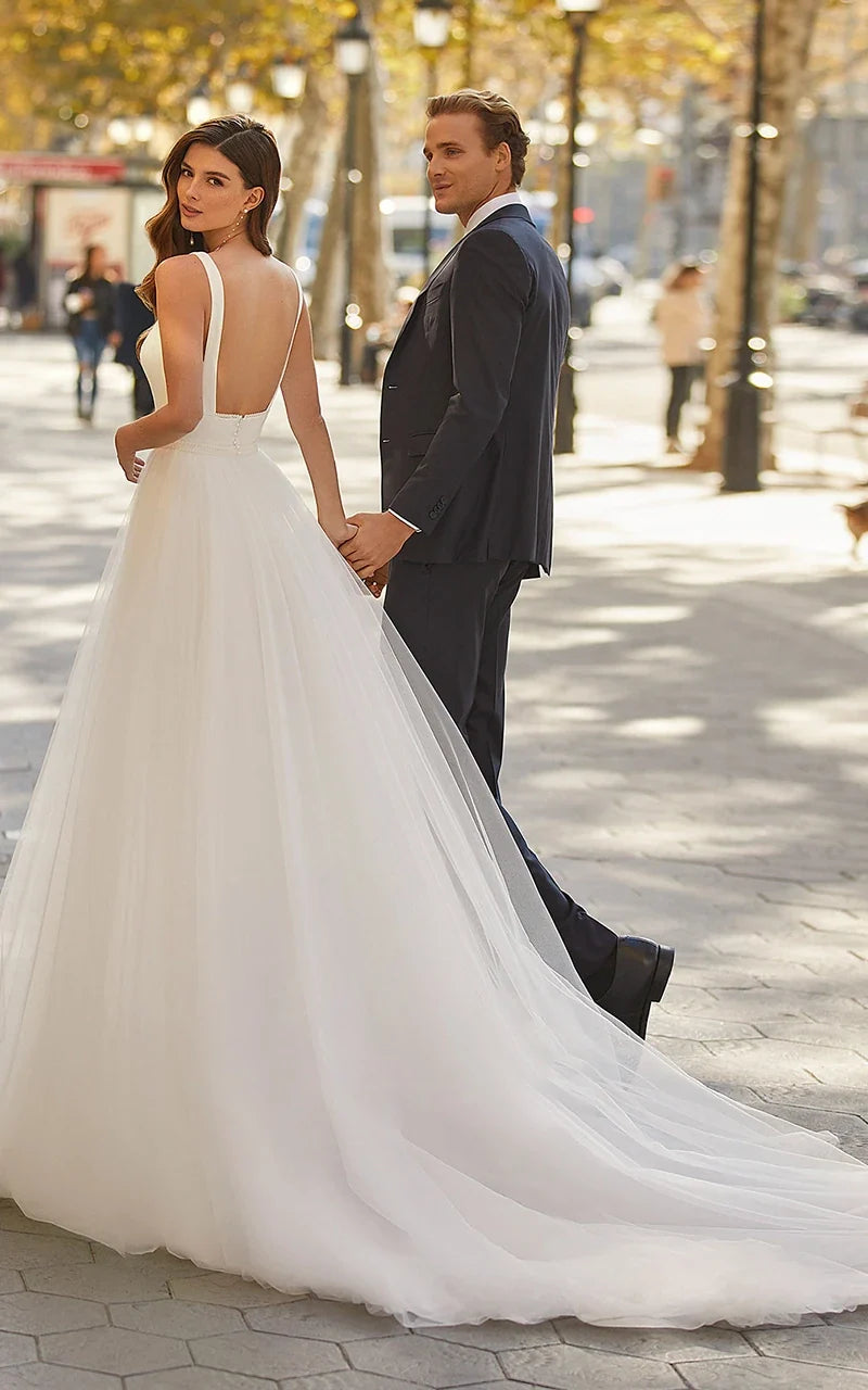 Simple A-Line Minimalist Casual Square Tulle Wedding Dress with Sweep Simple A-Line Minimalist Casual Square Tulle Wedding Dress with Sweep
