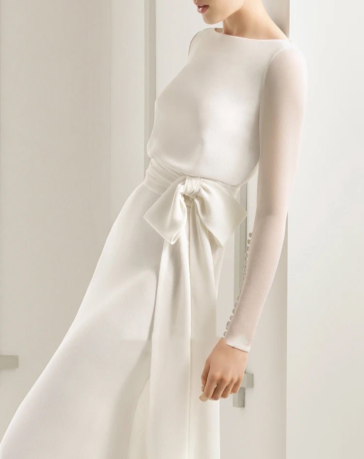 Simple Modest Chiffon Long Sleeve Wedding Dress With Decoratived Buttons and Bow