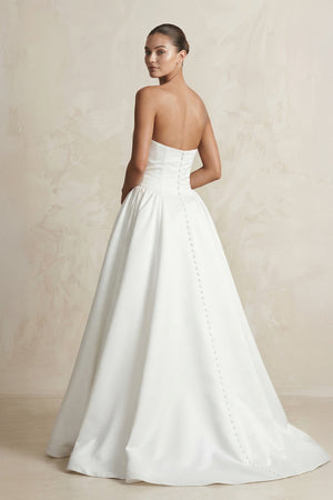 Simple Sweetheart Satin Ball Gown Wedding Dress in White - KissProm Wedding Dresses