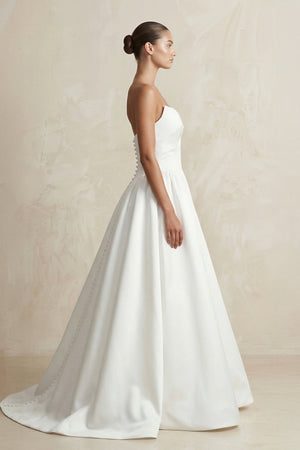 Simple Sweetheart Satin Ball Gown Wedding Dress in White - KissProm Wedding Dresses
