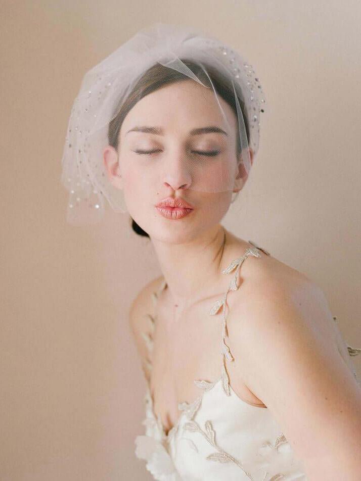 Simple Vintage - Inspired Birdcage Veils Ivory Blusher Veil - KissProm