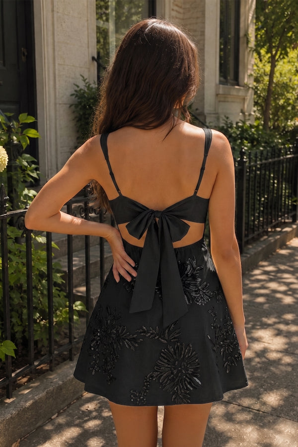 Black Square Neck Embroidered Flower Tulle A-Line Homecoming Dress | KISSPROM