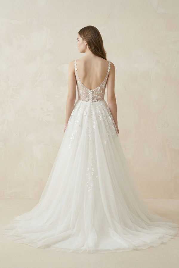 Spaghetti - Straps A - Line Tulle Wedding Dress With Lace Appliques in White - KissProm Wedding Dresses