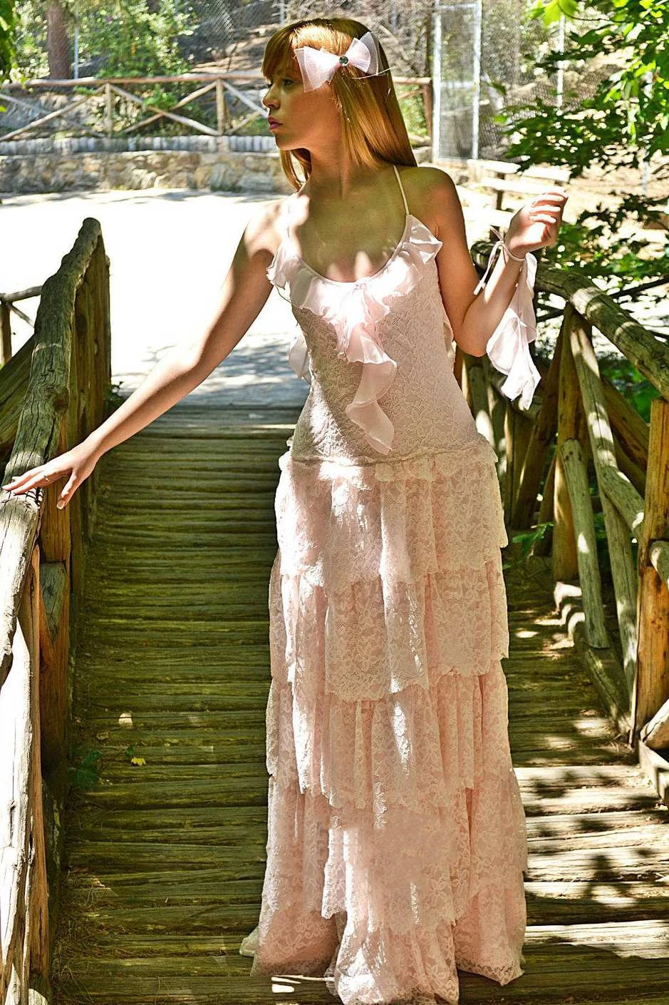 Spaghetti Tired Lace Vintage Wedding Dress With Sweep Train