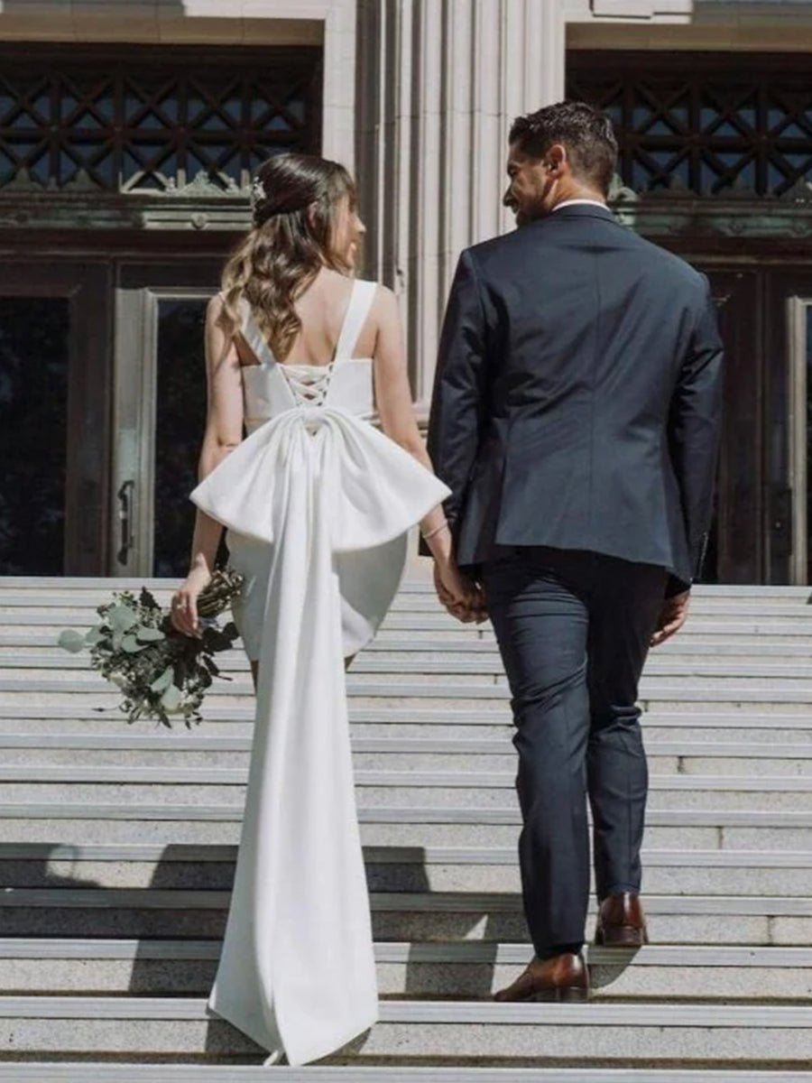 Square Neck White Satin Short Wedding Dress with Bow Back and Veil Square Neck White Satin Short Wedding Dress with Bow Back and Veil
