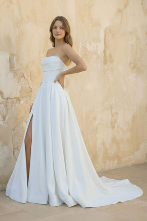 Ball-Gown Strapless Sleeveless  Sweep Train Satin Wedding Dresses With Split Front