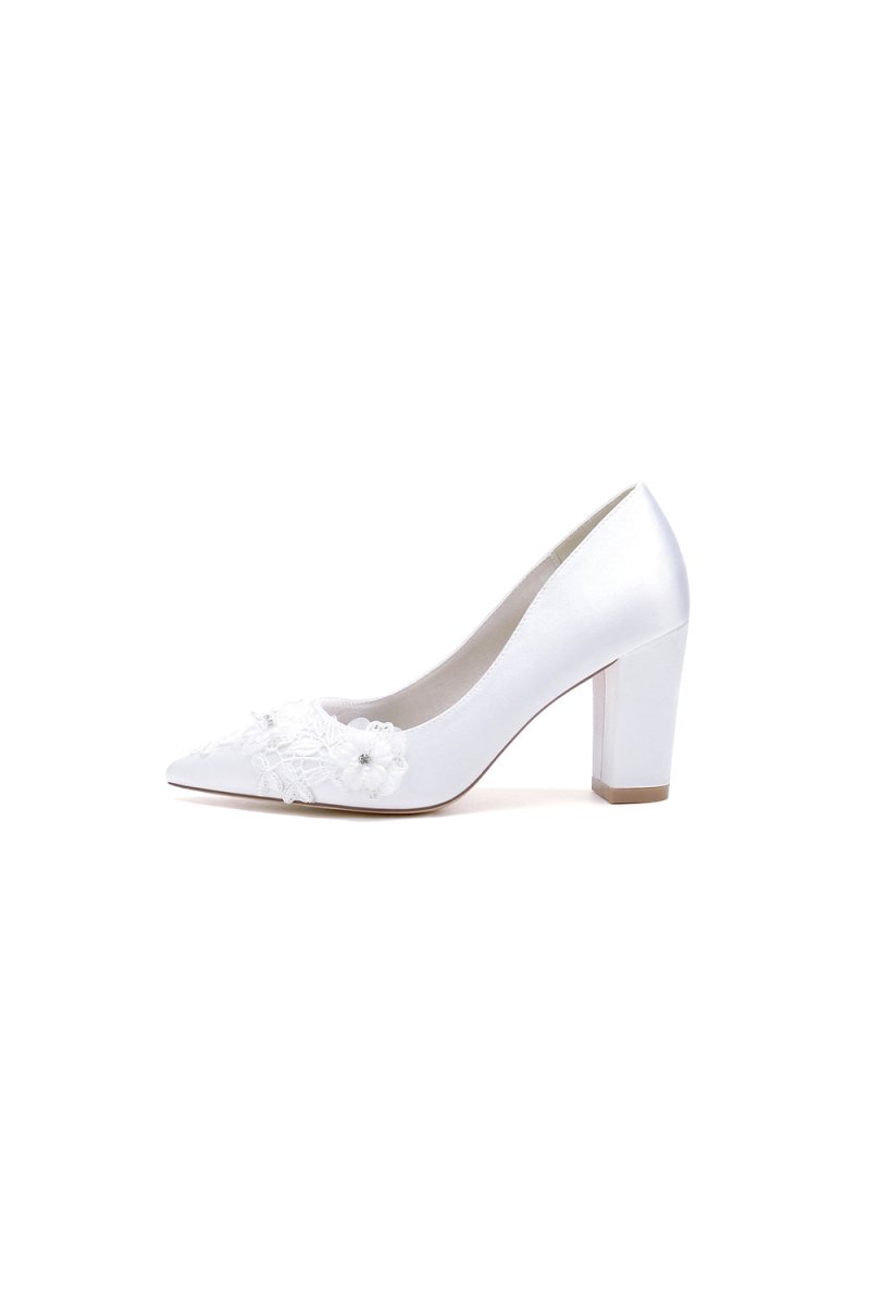 Sweet Pointed Toe Chunky Heels with Lace - KissProm