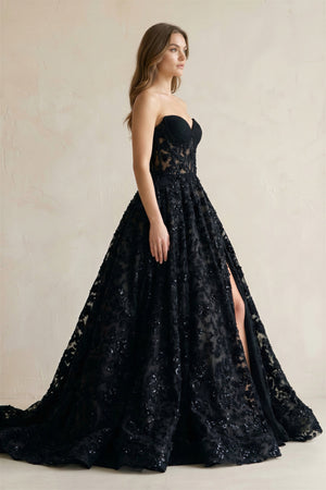 Sweetheart Appliqued Corset Lace Ball Gown Wedding Dress With Slit in Black - KissProm Wedding Dresses