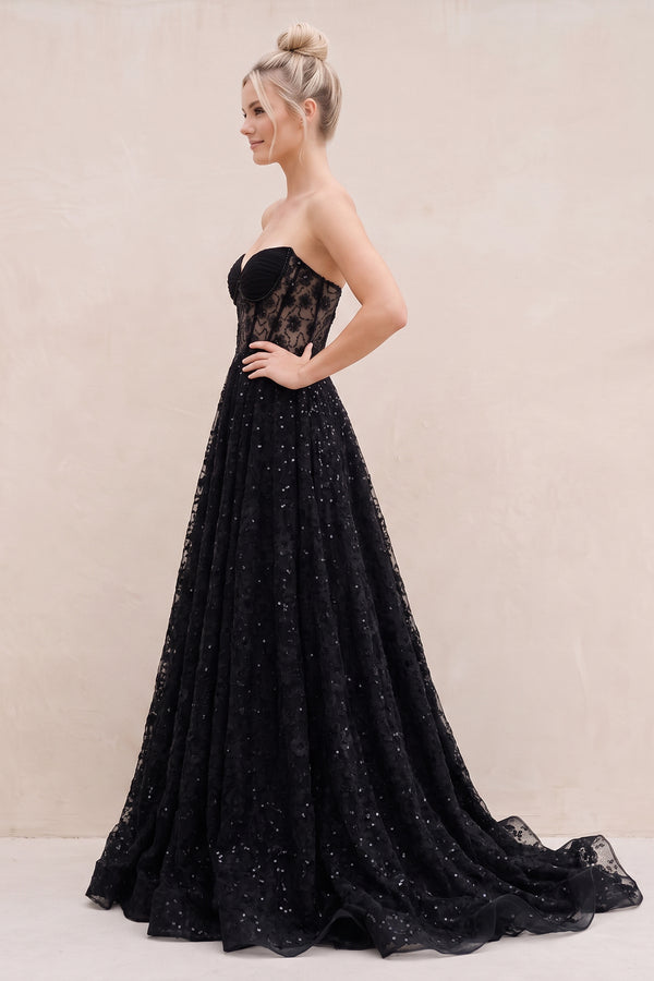 Black Sweetheart Appliqued Corset Lace Ball Gown Wedding Dress With Slit - KISSPROM