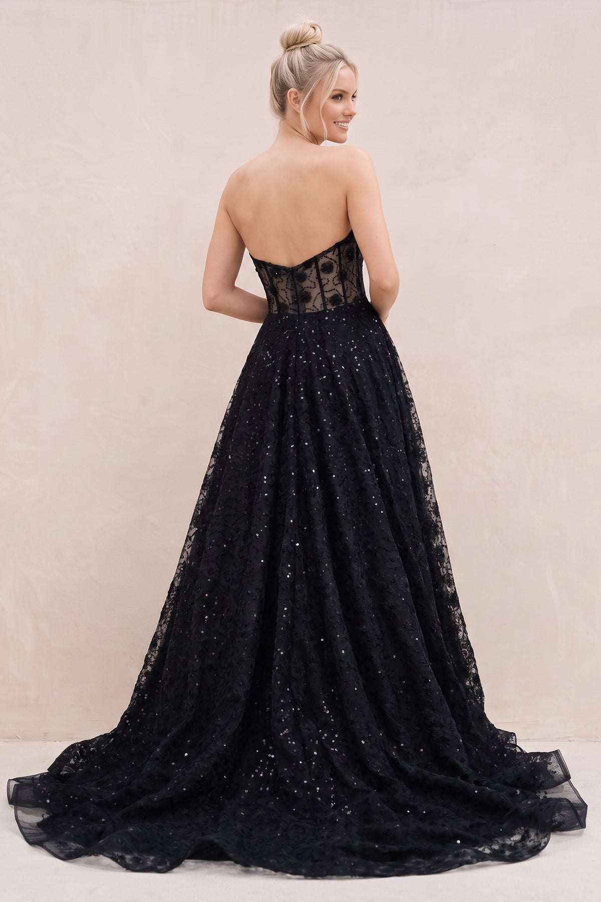 KissProm Sweetheart Appliqued Corset Lace Ball Gown Wedding Dress in Black, Black / 28