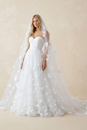 Sweetheart Flower Tulle A - Line Wedding Dress in White - KissProm Wedding Dresses