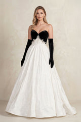 Sweetheart Jacquard Ball Gown Wedding Dress with Sleeves in Black and White - KissProm Wedding Dresses