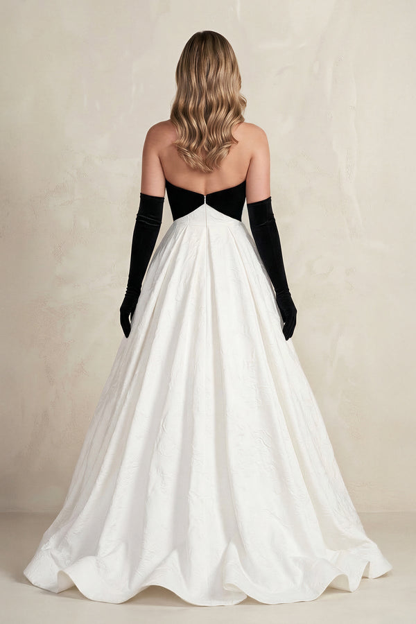 Sweetheart Jacquard Ball Gown Wedding Dress with Sleeves in Black and White - KissProm Wedding Dresses