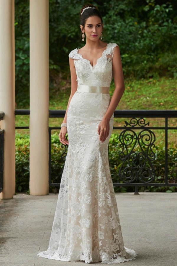 Classic Mermaid V-Neck White Lace Backless Wedding Bridal Dress